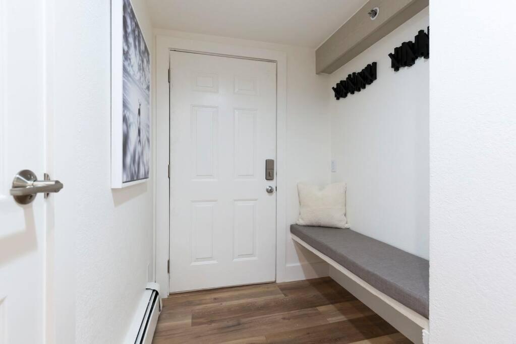 Updated 3 Bedroom 2 Ba With Pool & Hot Tub - Stunning Mountain Views! Snowmass Village Kültér fotó