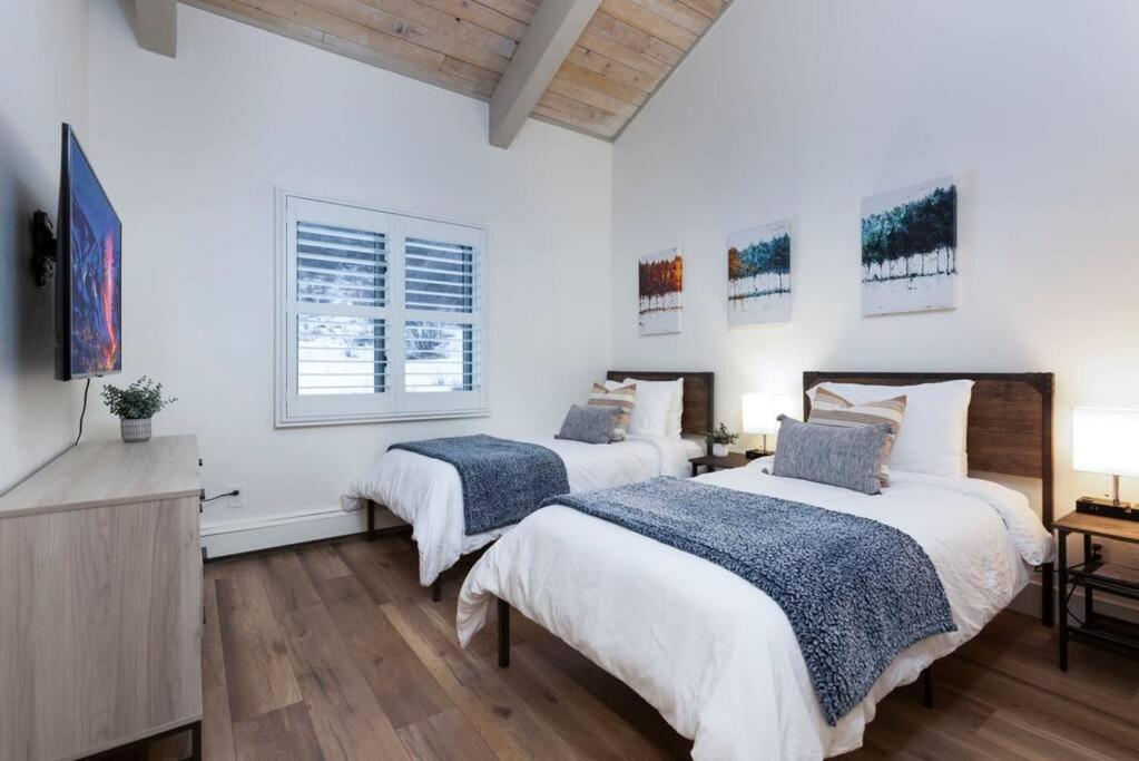 Updated 3 Bedroom 2 Ba With Pool & Hot Tub - Stunning Mountain Views! Snowmass Village Kültér fotó