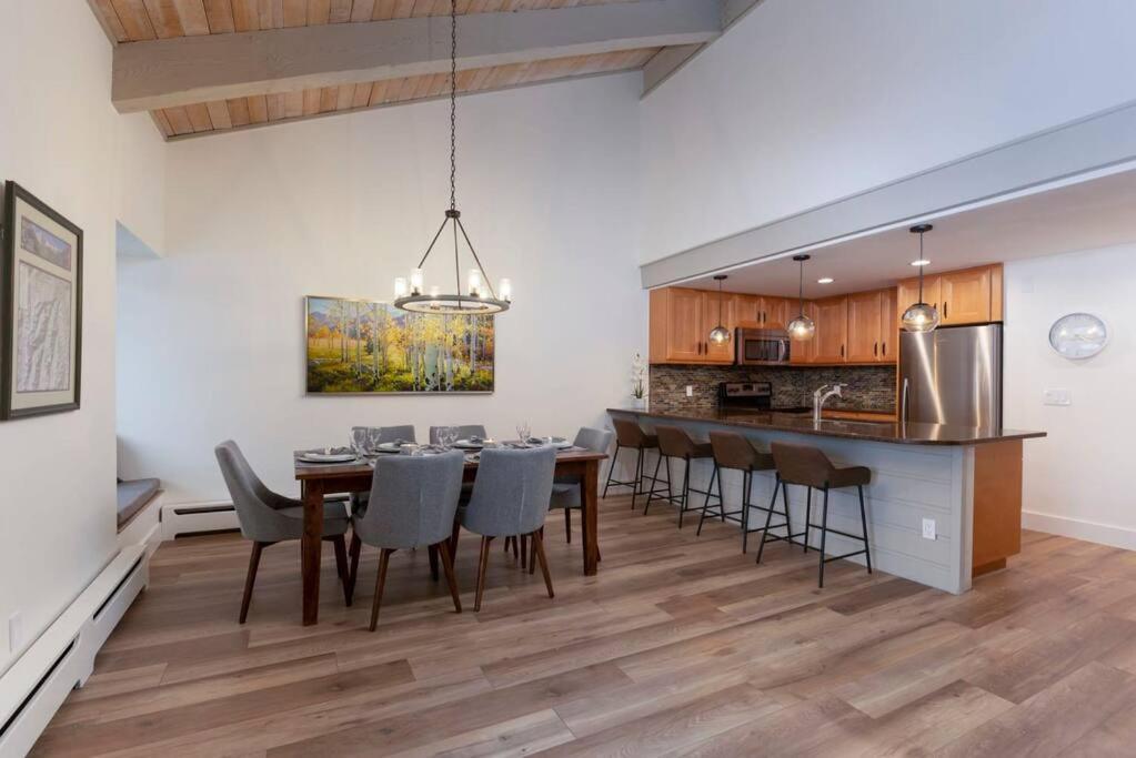 Updated 3 Bedroom 2 Ba With Pool & Hot Tub - Stunning Mountain Views! Snowmass Village Kültér fotó